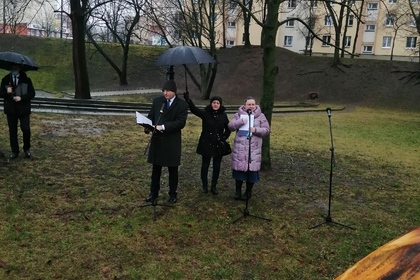 Посолството на България в Минск участва в церемония по поставяне на паметни плочи на мемориалния комплекс „Яма“
